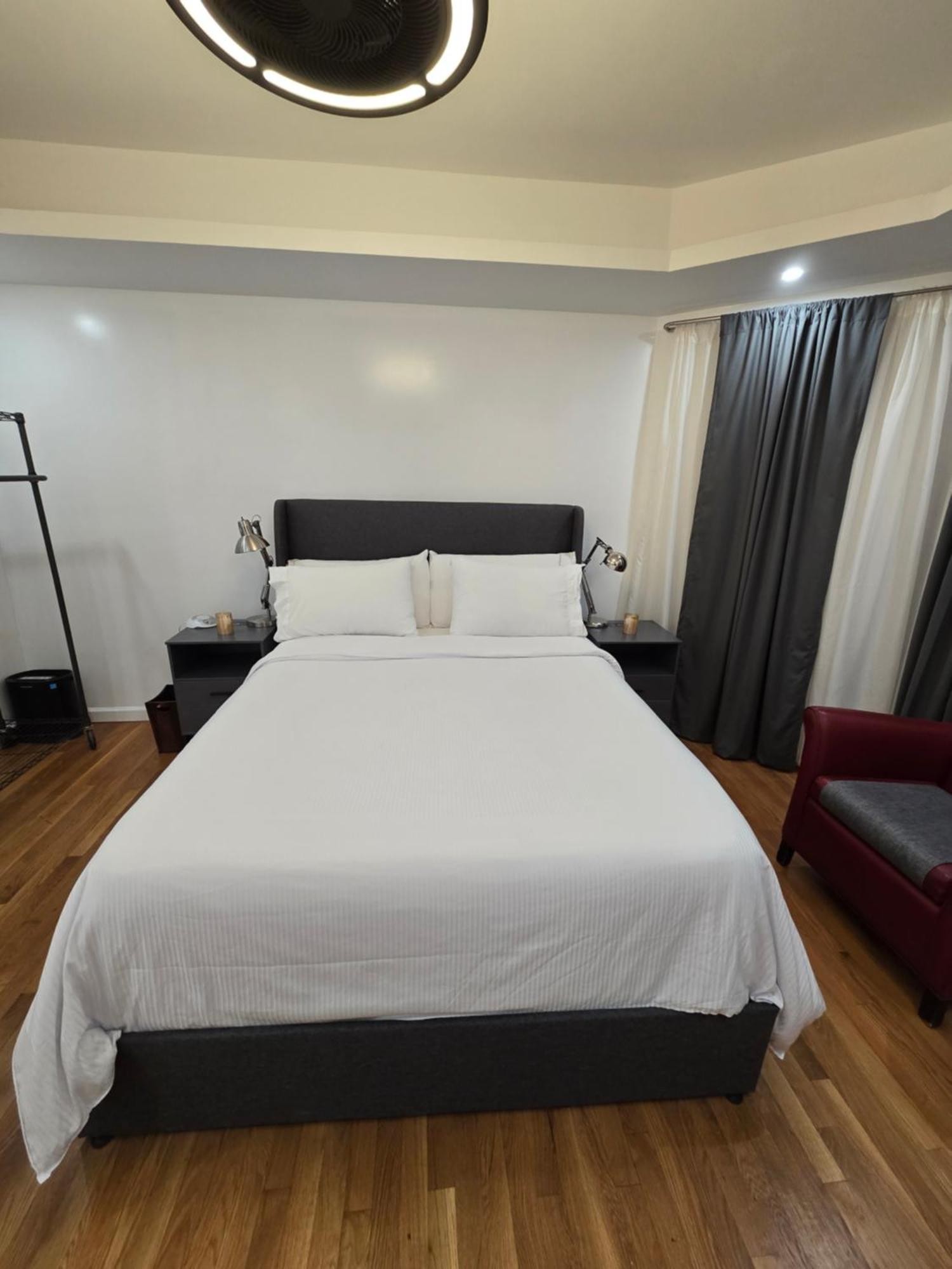 Beautiful Boston Bedroom - New Renovation Exteriör bild